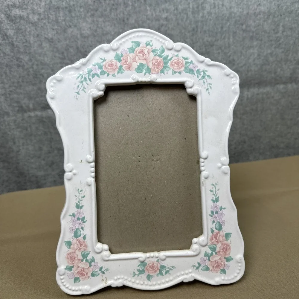 Vintage Ceramic Floral Frame White Pink Green Tabletop 4x6 Coquette Cottagecore